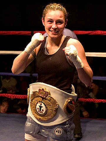 Jackie Chavez with IFBA belt